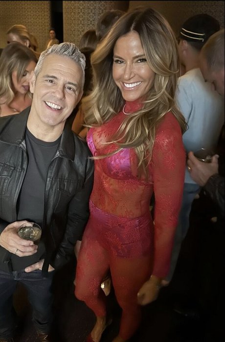 Kelly Bensimon hot model images