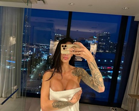 Ashleightaylorr nude star pic