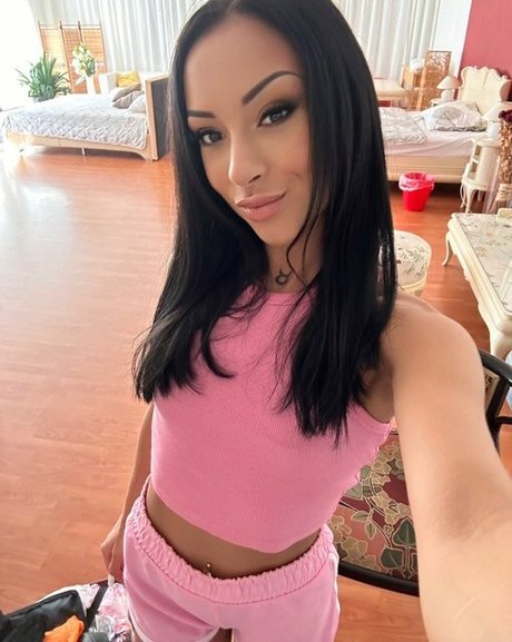 Caramella Del X pornstar adult photos