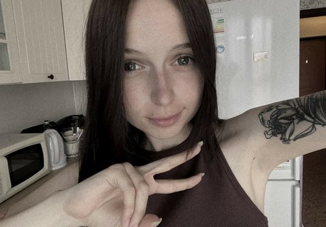 grystnayaanya pornstar naked img