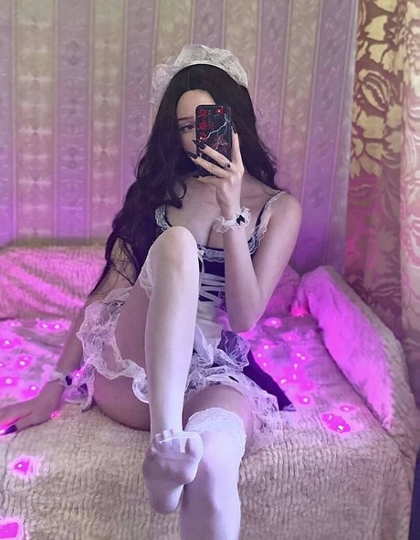 Niso4ka pornographic model image