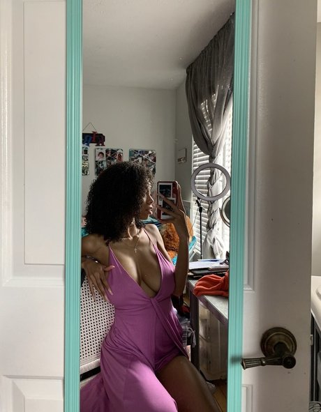 Kira Imani top pornstar gallery