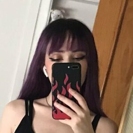 elyshuri sexy star image