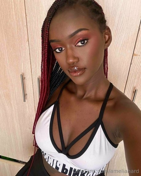 ameliahard nudes model archive