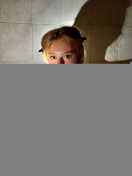 ameliahard model nude img