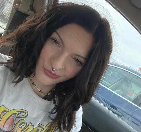 Rhiannon Jena best model pics