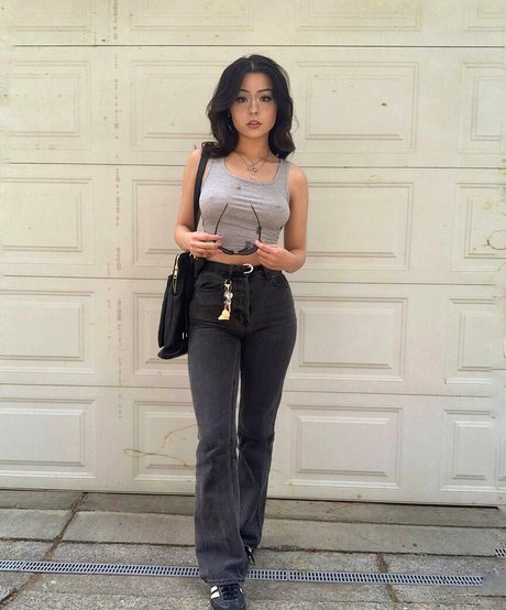 Sohanna Ricci model nudes gallery