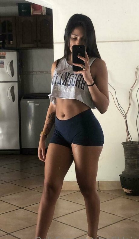 sofiklair star top pictures