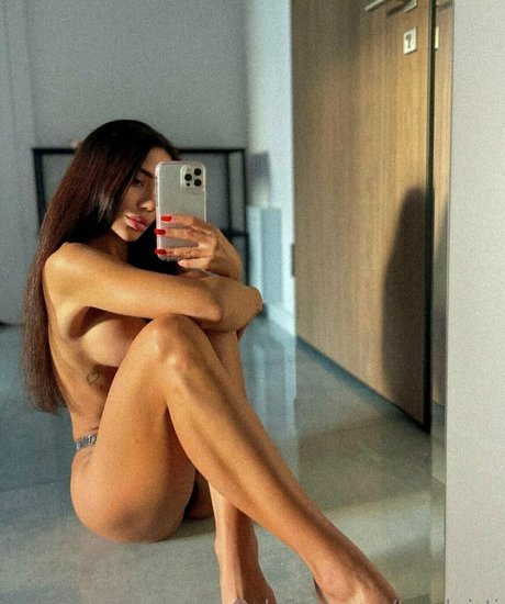 kris top star sexy photos