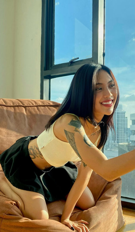 Minimiraa erotic actress img