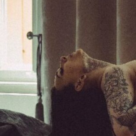 Mia Sayuri sexy actress pictures