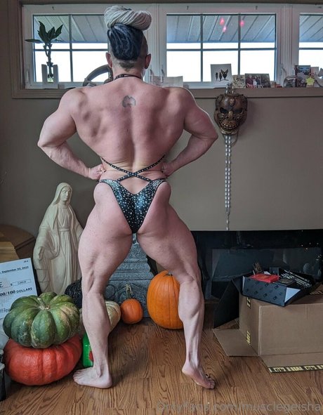 Anjie erotic model pictures