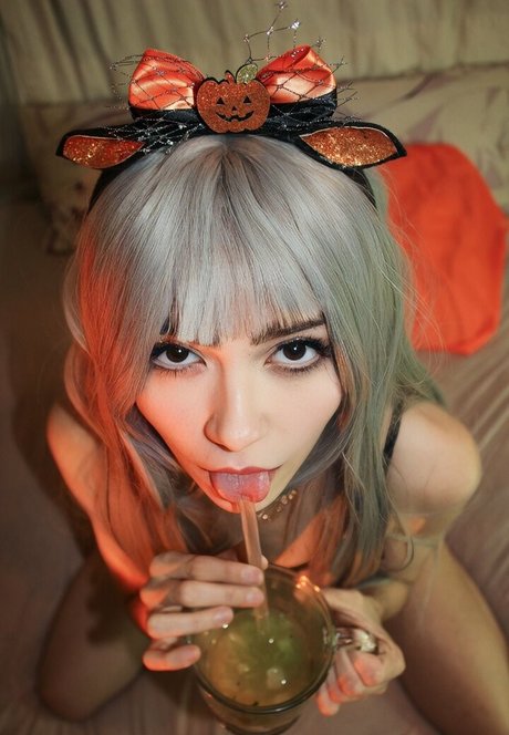 Joice Gomes nice actress pics