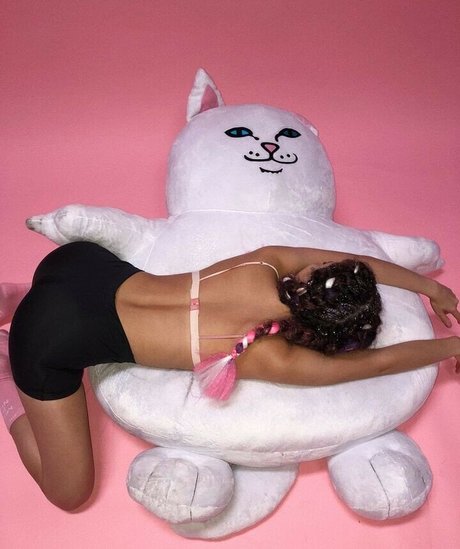 Teo Marcella star sex gallery