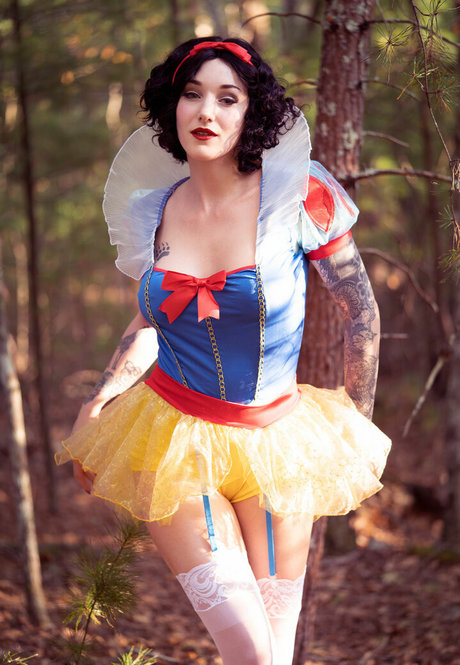 MissKittyQuinn pornographic actress image