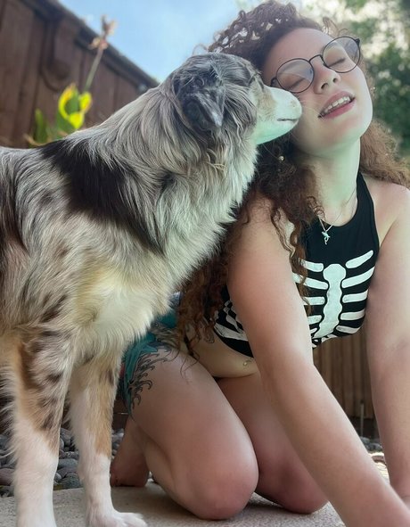 mynamesnotseven star adult photos