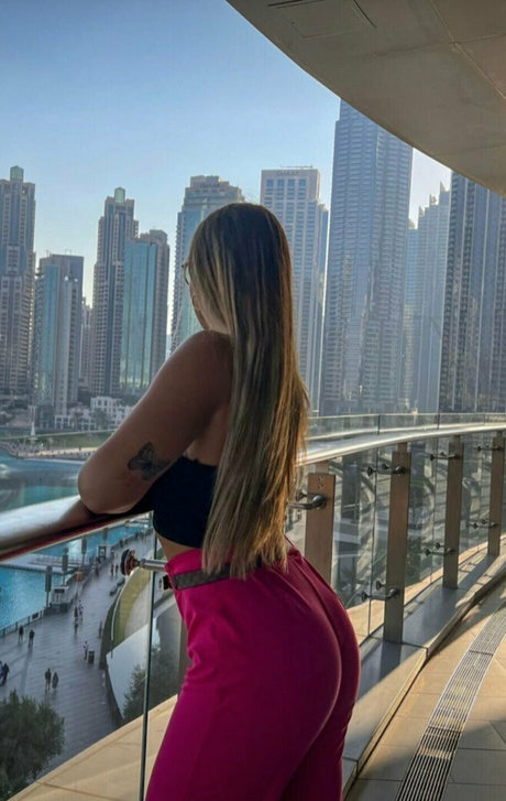 laramarieconrads sexy model archive