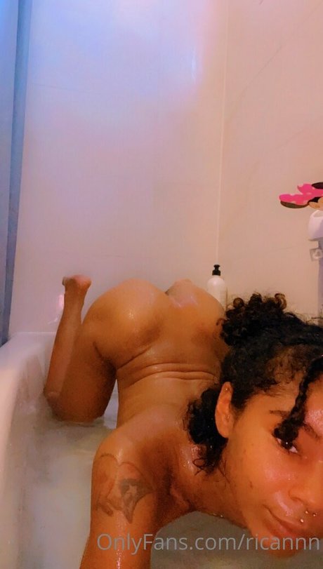 ricannn sexy pornstar pic