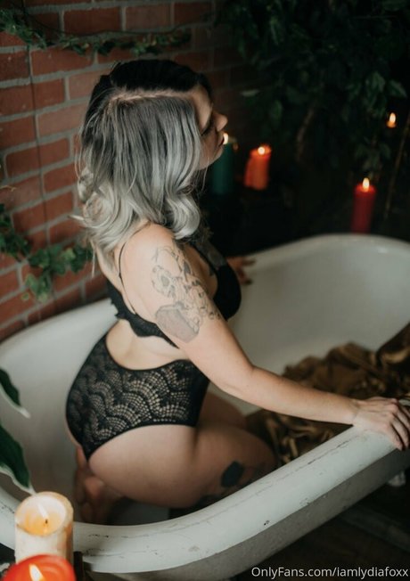 iamlydiafoxx pornstar hd image