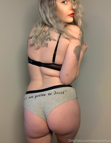 iamlydiafoxx adult actress pictures
