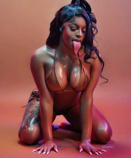 Long Tongue Fetish model adult pic