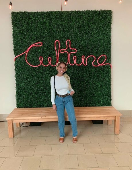 Desire Negro sex model galleries