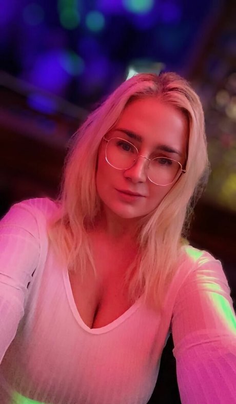 Jessie HH sex actress galleries