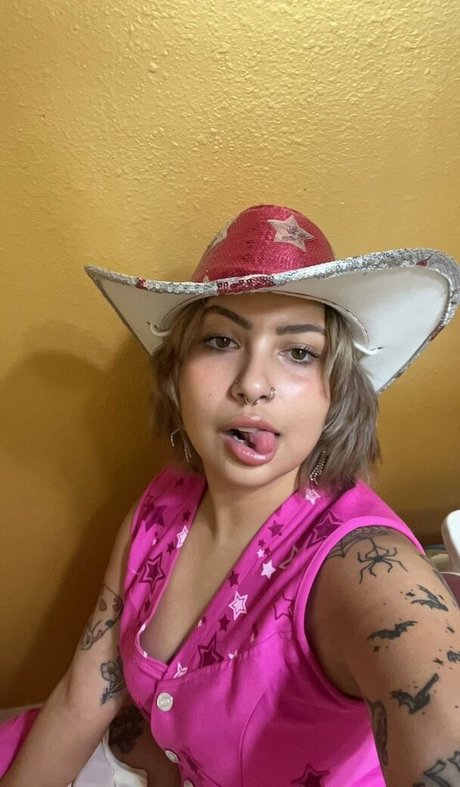 steph pretty star photos