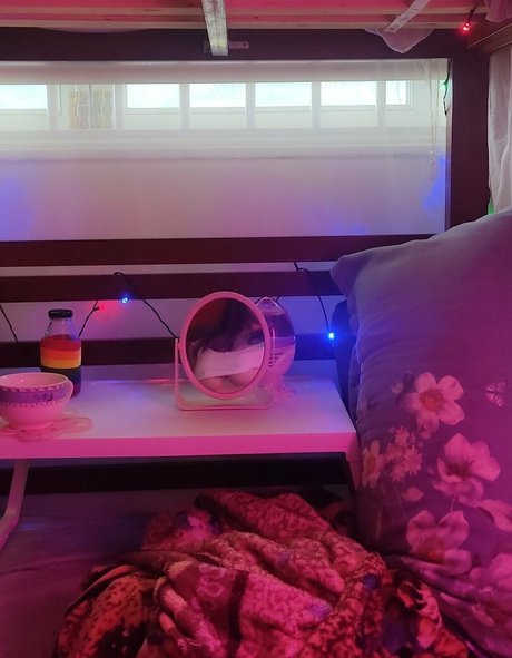 ayakamoe2910 star free img