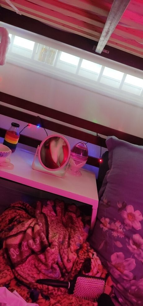 ayakamoe2910 star hot images