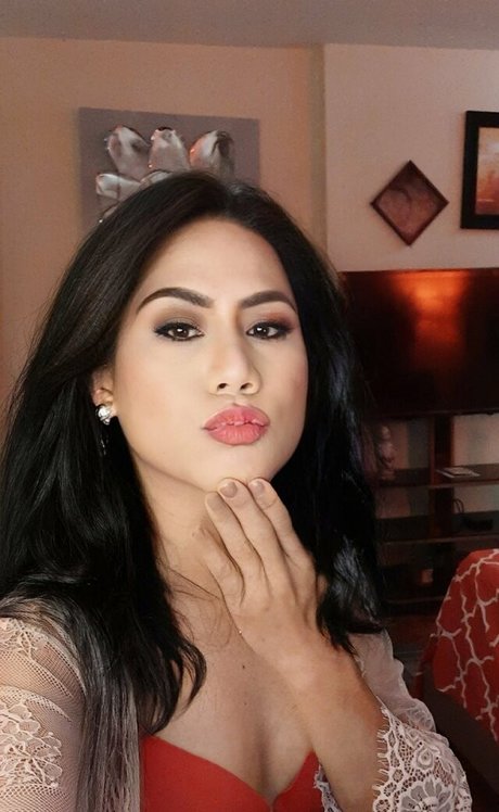 big tits nerd onlyfans nudes pic