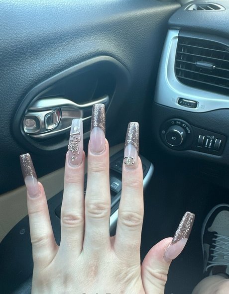 tshavenrose hot model img