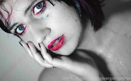 undercovergothgirlfree art pornstar pic