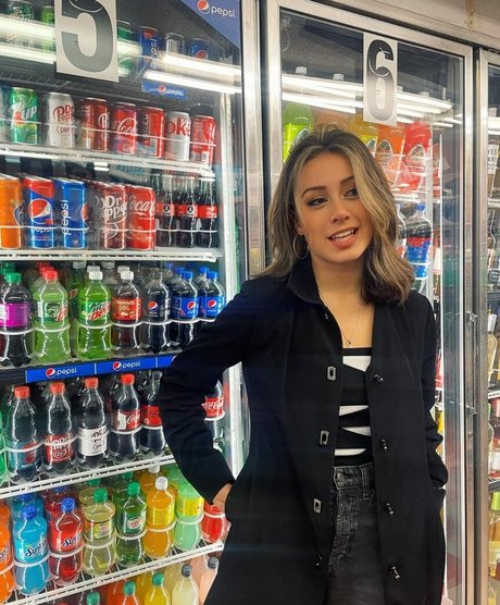 Serena Mello nudes actress pics