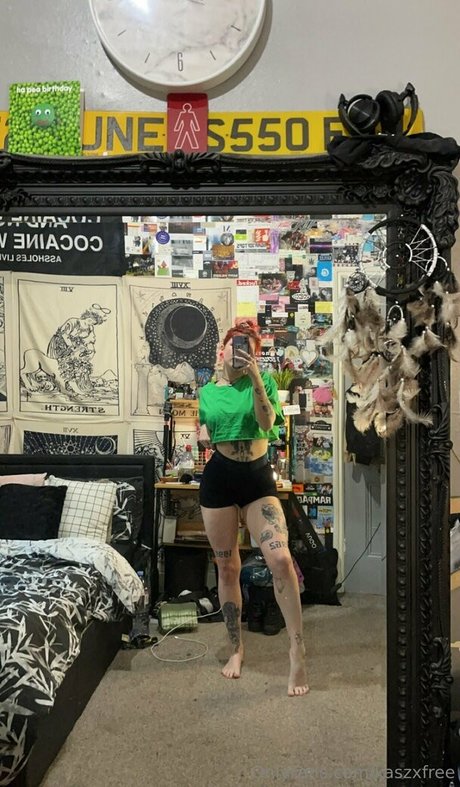 kaszxfree erotic model pics