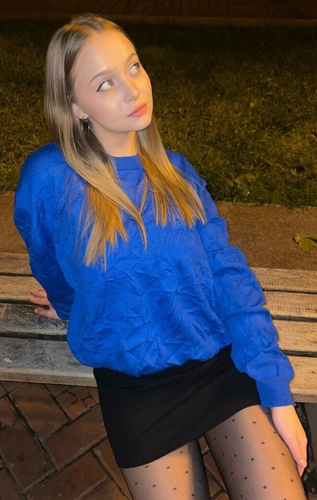 olivia greys adult model photo