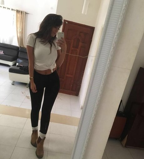 Liel Avitan sexy star img