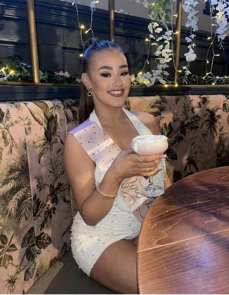 Sydney Etherington top pornstar galleries