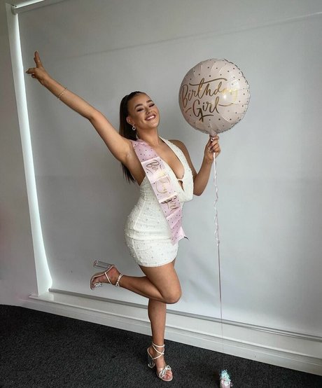 Sydney Etherington exclusive actress picture