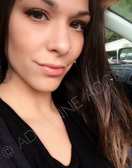 adrienneadora exclusive actress img