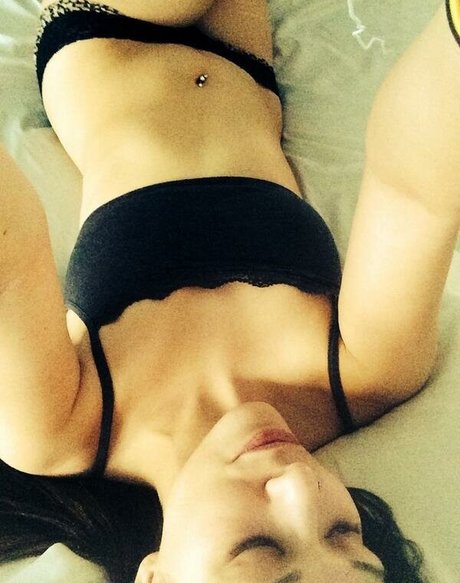 adrienneadora xxx star picture