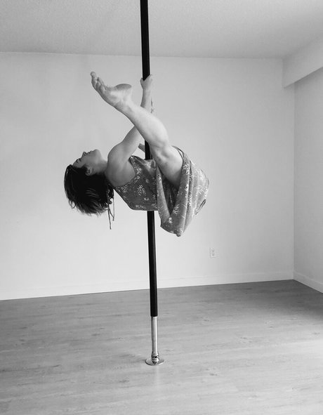 mayloveyou star top pic