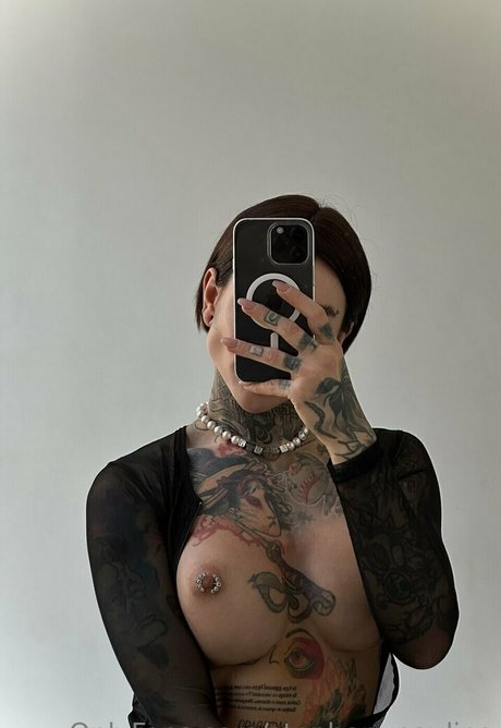 steph paul pretty model photo