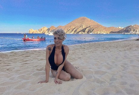 Karla Carrillo model gallery