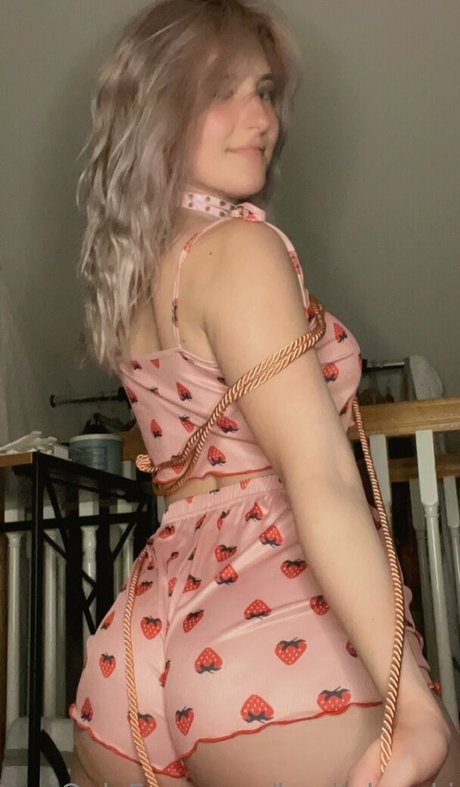 HeyItsBroski model erotic images