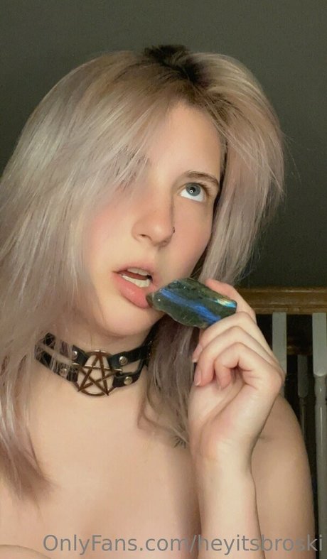 HeyItsBroski hd model gallery