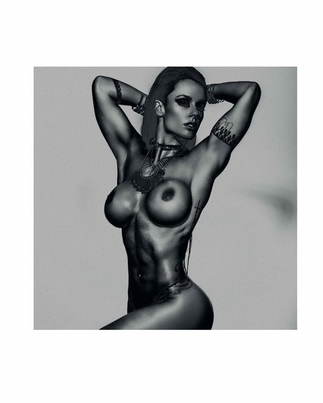 goth pawg onlyfans hot image