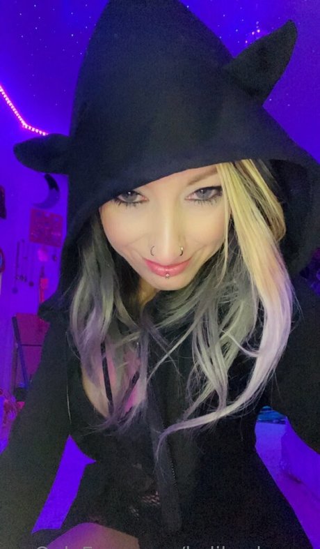 kalikushxoxo model erotic gallery