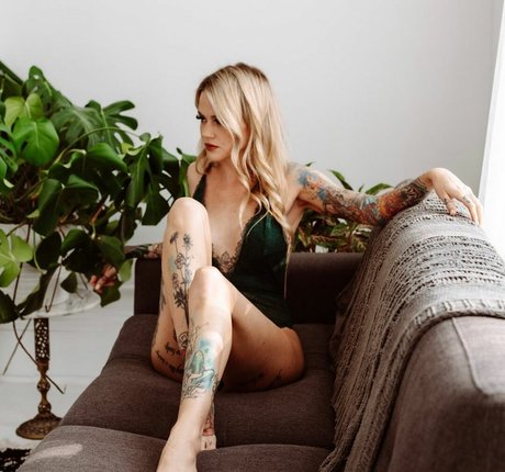 dmv onlyfans pretty photo