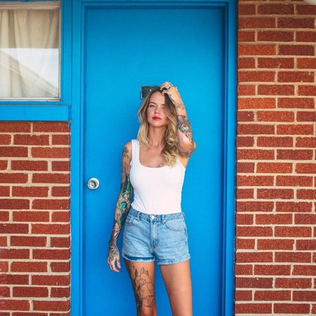 ohioliz model xxx photos